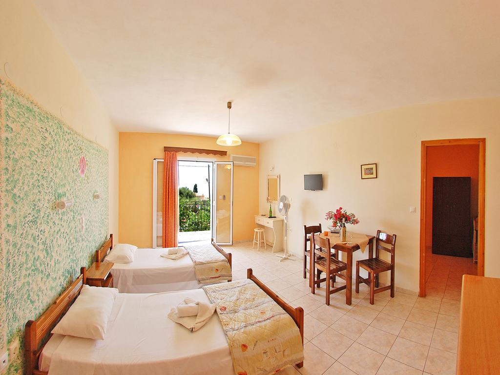 Emilia Apartments Trapezaki  Zimmer foto